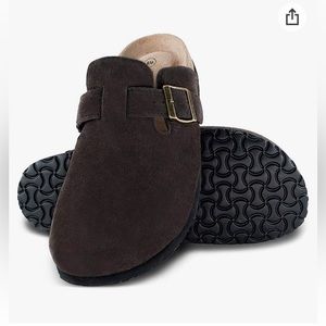 Unisex Boston Clog Size 7